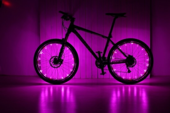 نور فوق العاده LED دوچرخه اسپک ضد ضربه 500 متر